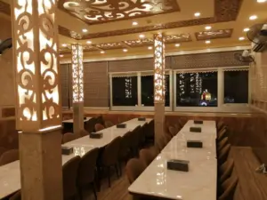 لؤلؤه کریستال (Loulou Crystal Hotel) - تصویر 2